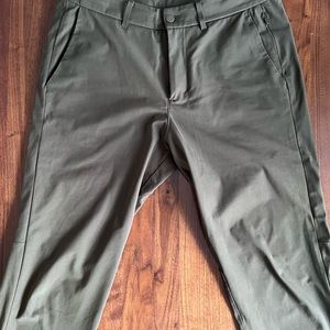 Lululemon Commission slim fit pant – 32